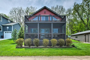 Waterfront Lake Koshkonong Home with Pier and Fire Pit